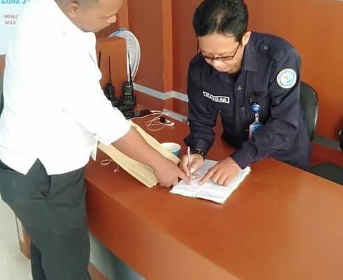 Kordinasi dan Pengantaran laporan. Kordinasi dan Pengantaran laporan.