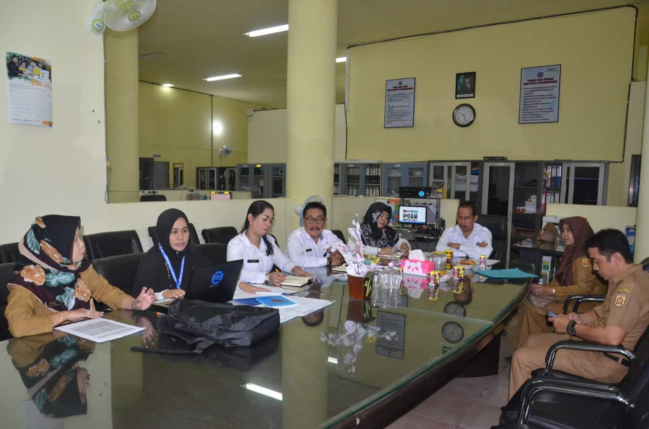 Menerima kunjungan dari Badan Kepegawaian, Pendidikan dan Pelatihan Kota Banjarbaru Menerima kunjungan dari Badan Kepegawaian, Pendidikan dan Pelatihan Kota Banjarbaru