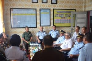 Menghadiri undangan serah terima jabatan Kepala LAPAS Narkotika Kelas IIA Karang Intan