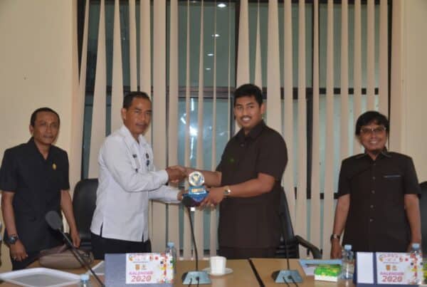 Silaturahmi / kunjungan ke kantor DPRD Kota Banjarbaru