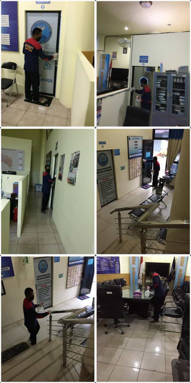 Penyemprotan secara berkala semua area perkantoran dengan disinfektan Penyemprotan secara berkala semua area perkantoran dengan disinfektan
