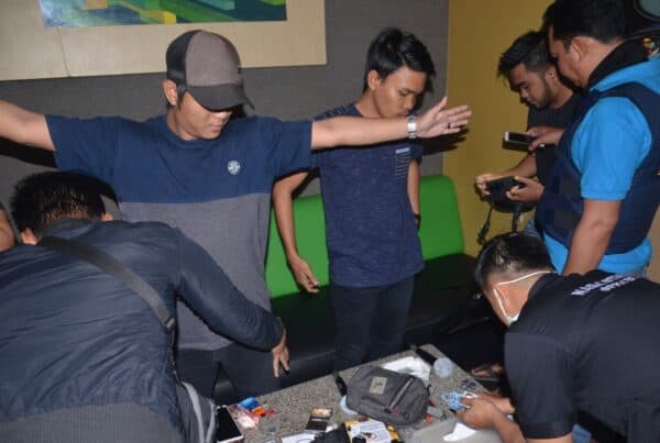 Melaksanakan kegiatan Razia THM / Karaoke Wilayah Kota Banjarbaru