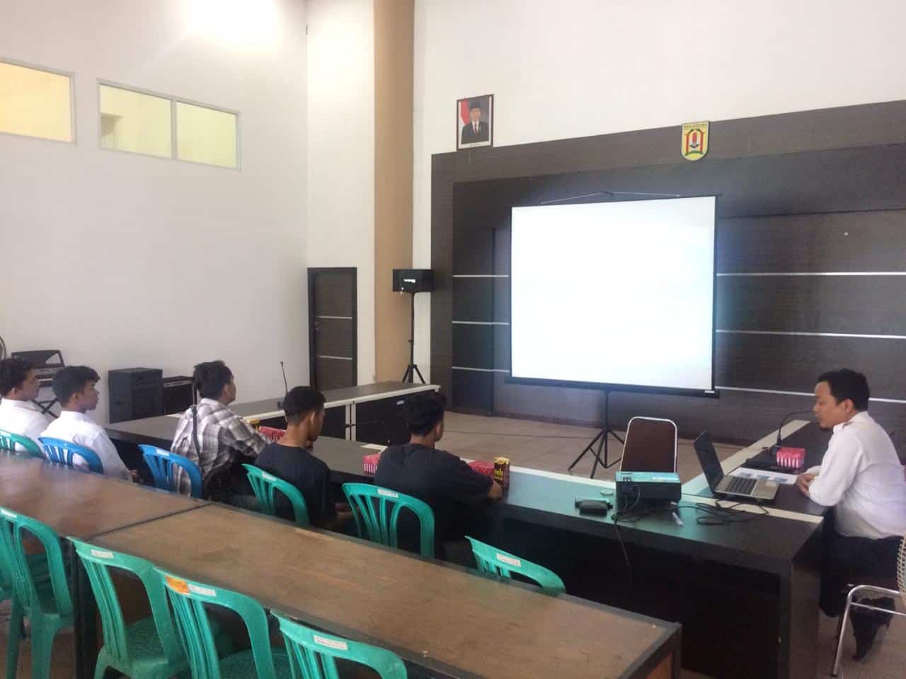 Group Therapy Pasca Rehabilitasi BNN Kota Banjarbaru. Group Therapy Pasca Rehabilitasi BNN Kota Banjarbaru.