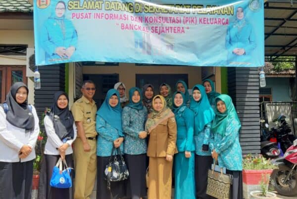 Ekspose * lomba Pola Asuh Anak dan Remaja (PAAR) tingkat provinsi*