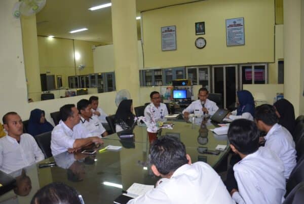 Rapat Kemajuan Triwulan III