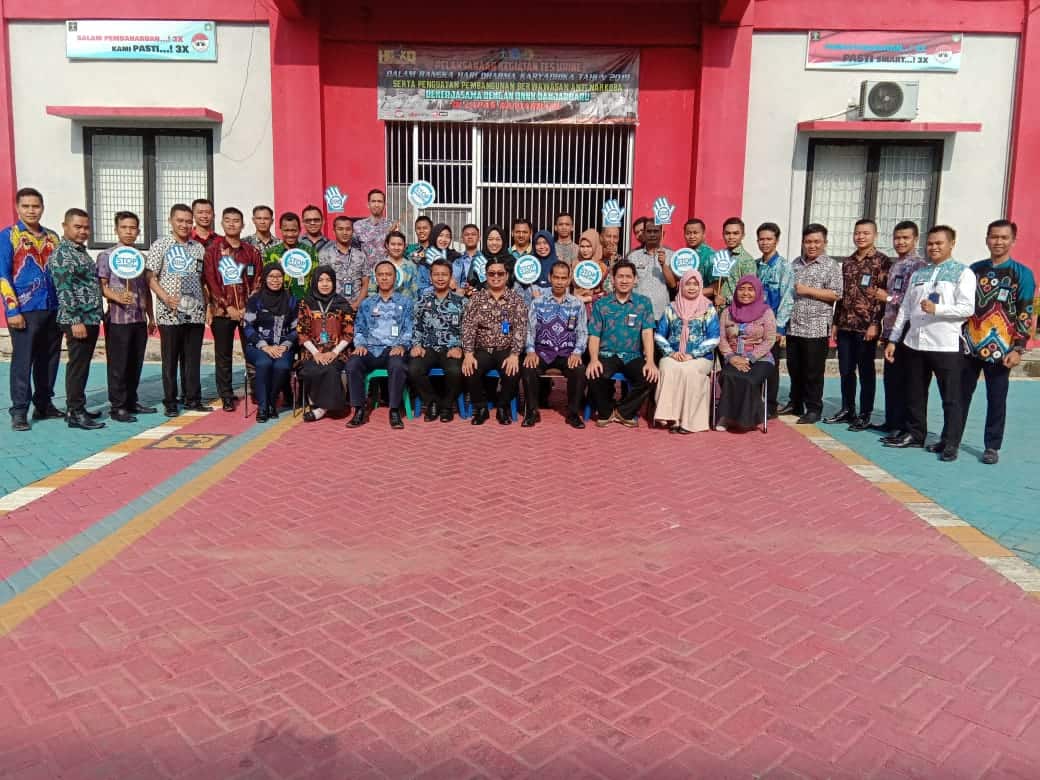 Test Urine,, BNN Kota Banjarbaru di Lapas Klas III Test Urine,, BNN Kota Banjarbaru di Lapas Klas III