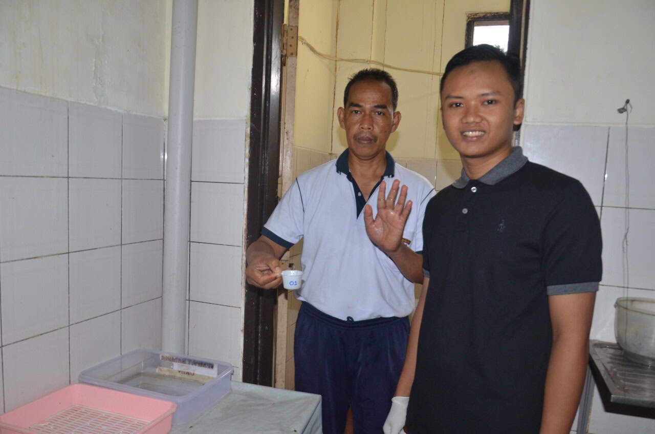 Pemeriksaan Urine Bagi Pegawai BNN Kota Banjarbaru Pemeriksaan Urine Bagi Pegawai BNN Kota Banjarbaru