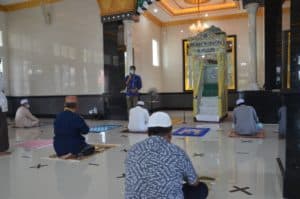 Kegiatan Diseminasi Informasi P4GN melalui Insert Konten Kepada Jamaah Masjid Darul Muttaqien Kelurahan Komet Banjarbaru.