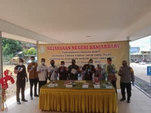 Pemusnahan Barang bukti di Kejari Banjarbaru