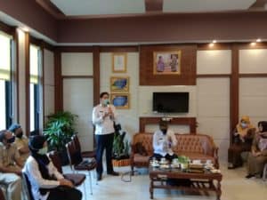 Kegiatan Screening Test Urine bagi pegawai Badan Pengelolaan Keuangan Dan Aset Daerah Kota Banjarbaru.