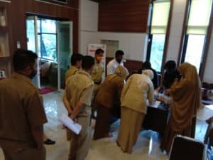 Kegiatan Screening Test Urine bagi pegawai Badan Pengelolaan Keuangan Dan Aset Daerah Kota Banjarbaru.