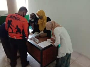 Screening Test Urine bagi pegawai Badan Penanggulangan Bencana Daerah Kota Banjarbaru