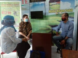 Koordinasi Kepala BNN Kota Banjarbaru dan Seksi Pemberantasan BNN Kota Banjarbaru ke Kepala Lapas Perempuan Kelas IIA Martapura Kab. Banjar. Koordinasi Kepala BNN Kota Banjarbaru dan Seksi Pemberantasan BNN Kota Banjarbaru ke Kepala Lapas Perempuan Kelas IIA Martapura Kab. Banjar.