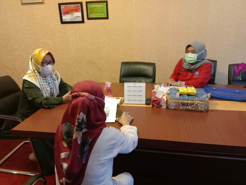 Mengantar surat permohonan ijin pemasangan baliho di wilayah kabupaten Banjar. Mengantar surat permohonan ijin pemasangan baliho di wilayah kabupaten Banjar.