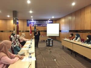 BNN Kota Banjarbaru – Pembentukan Remaja Teman Sebaya Anti Narkoba melalui Dialog Interaktif Remaja TA. 2021 BNN Kota Banjarbaru – Pembentukan Remaja Teman Sebaya Anti Narkoba melalui Dialog Interaktif Remaja TA. 2021