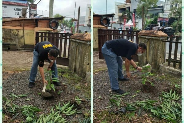 BNN Kota Banjarbaru- membersihkan halaman kantor eks. Disporabudpar yang akan di tempati BNN Kota Banjarbaru dan menanam pahon buah