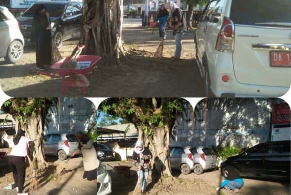 BNN Kota Banjarbaru - Membersihan halaman kantor BNN Kota Banjarbaru - Membersihan halaman kantor