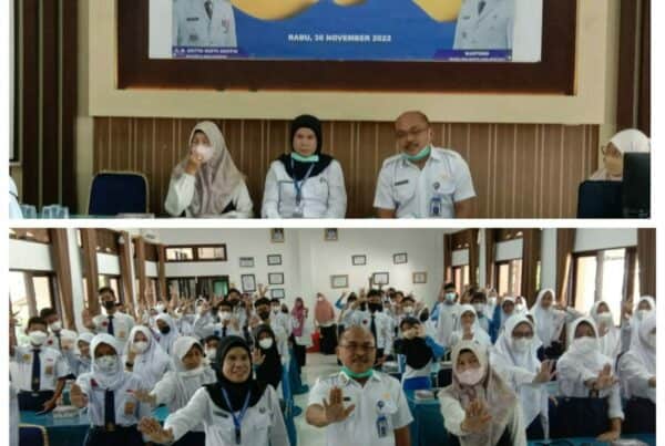 P2M BNN Kota Banjarbaru – Menghadiri undangan sebagai narsum pada kegiatan Diskominfo Feat BNN Goes To School pasa siswa SMPN 1 Banjarbaru yg diselenggarakan oleh Diskominfo Kota Banjarbaru.