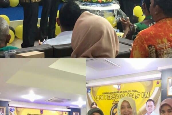 Syukuran Ulang Tahun Abdi Persada 104,7 FM. Syukuran Ulang Tahun Abdi Persada 104,7 FM.